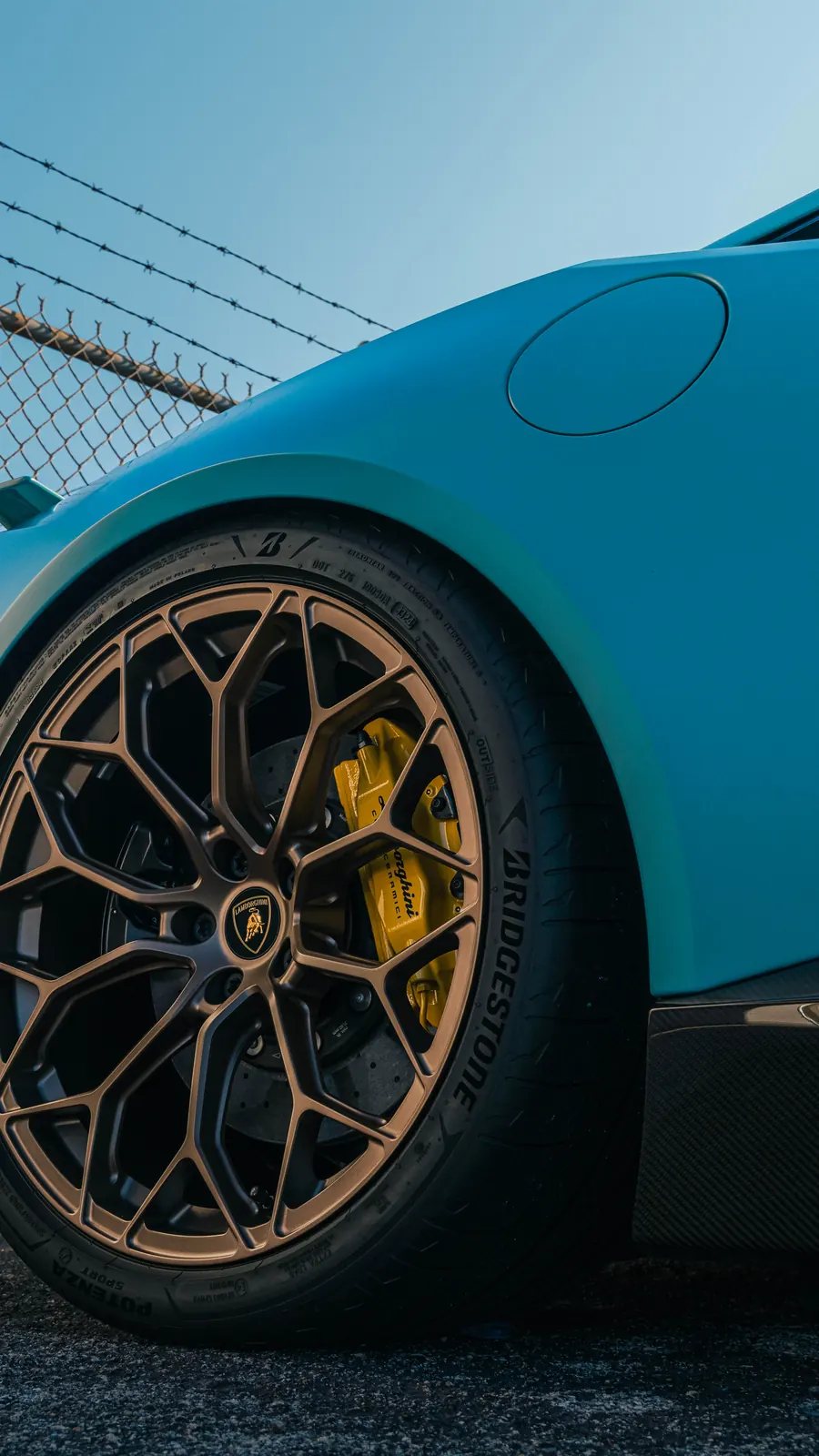 Lamborghini Huracan Tecnica wheel and fender with Ceramic Pro finish